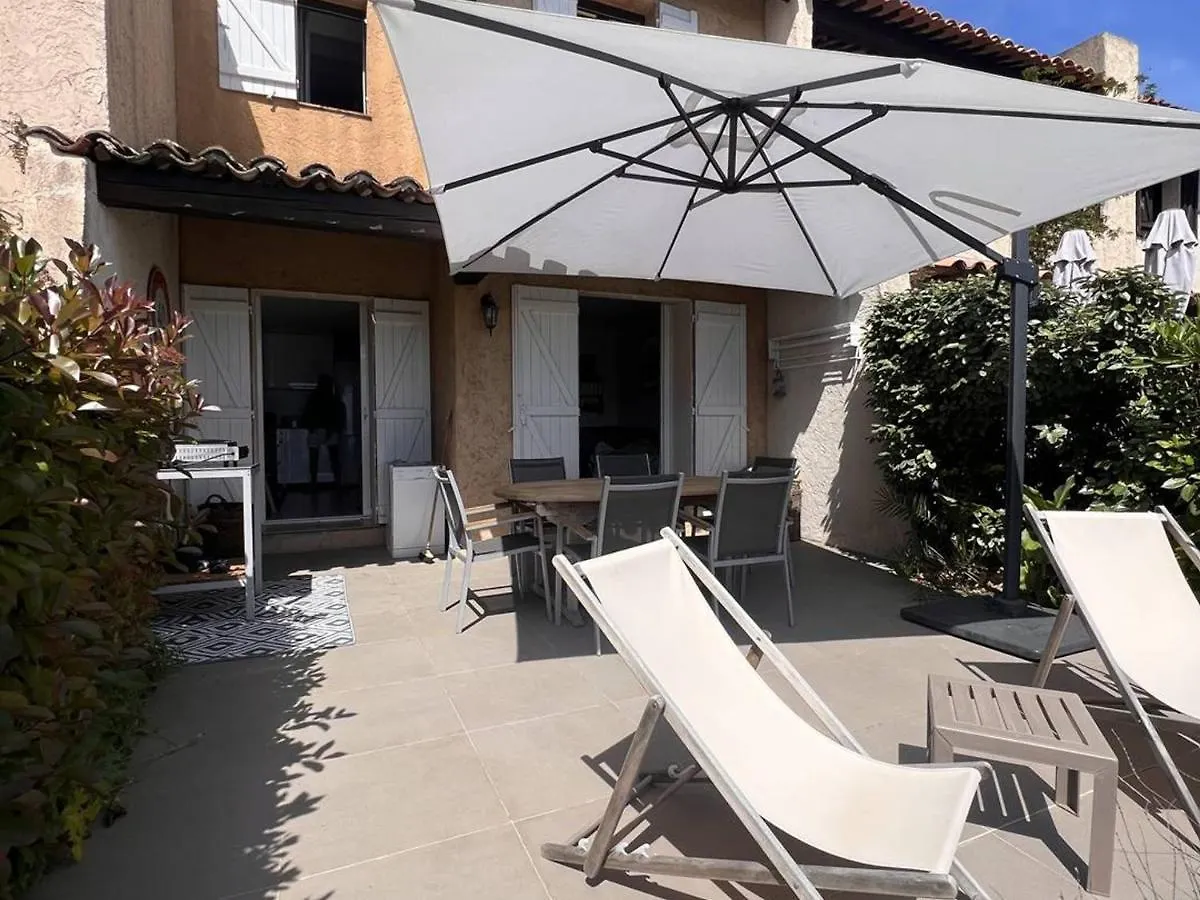 Mas 2 Chambres Avec Piscine, Tennis, Parking Et Wifi - Fr-1-726-24 La Croix-Valmer